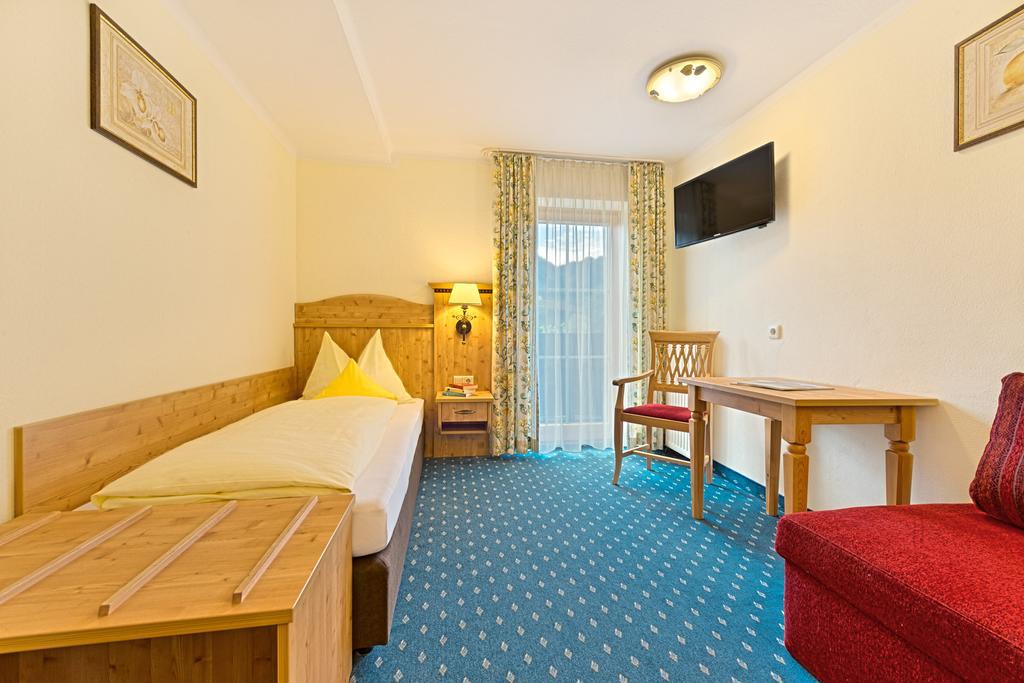 Landhotel Kirchenwirt Unken Quarto foto