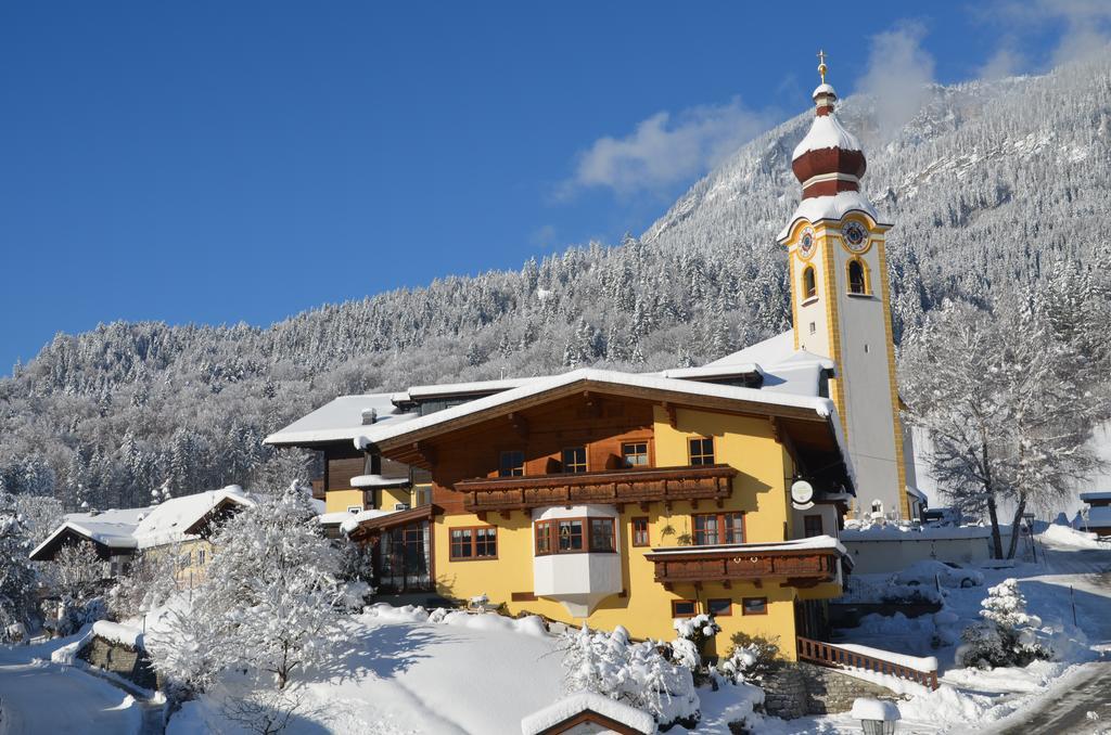 Landhotel Kirchenwirt Unken Exterior foto