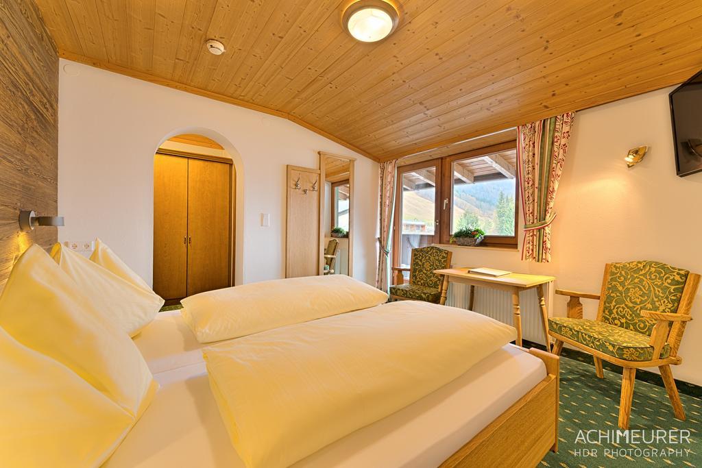 Landhotel Kirchenwirt Unken Exterior foto